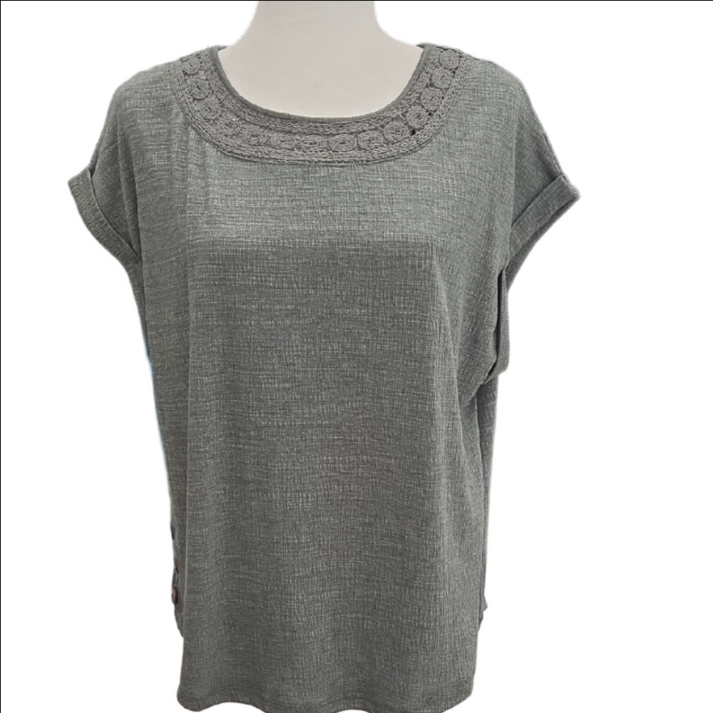 NwT Chic Olive Green Blouse for Women L CABLE AND GUAGE